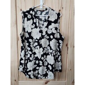 Gaharu Black & Cream Floral Sleeveless V-Neck Blouse